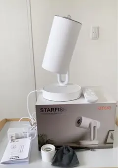 ETOE プロジェクター 本体 ホワイト（未使用に近い） ETOE プロジェクター 本体 ホワイト（未使用に近い） etoe