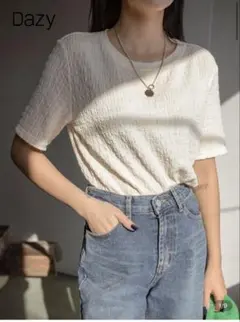 Shein Dazzy クリーム色 半袖Tシャツ　夏　Tシャツ