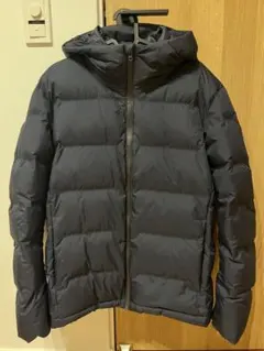 UNIQLO シームレスダウンパーカー