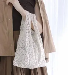 Item thumbnail for item 41cb76bb-2743-477d-876d-716431d38cba