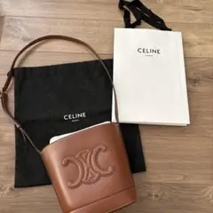 CELINE トリオンフ バケットバッグのサムネイル