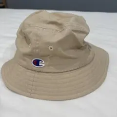 Champion ベージュ バケットハット