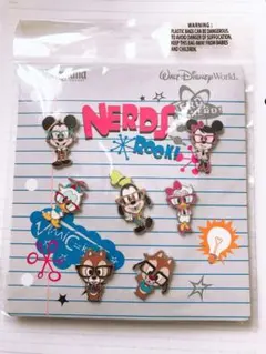 ディズニー ピンバッジ