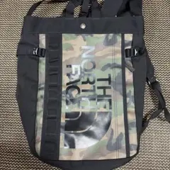 THE NORTH FACE カモフラ柄 リュック バックパックのサムネイル