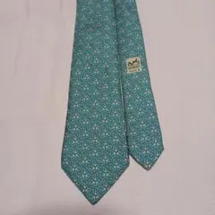 HERMES エルメス　幾何学模様 シルクネクタイ　高級ブランド