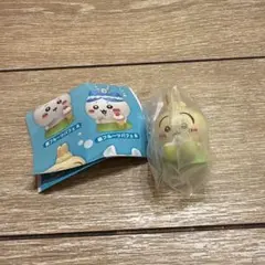ちいかわ　うさぎ　たべものいっぱいマスコット　ガチャ　カプセルトイ