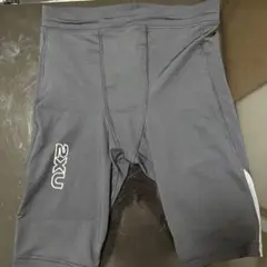 （2XU） ライトスピード リアクト コンプレッションショート ショーツSサイズ