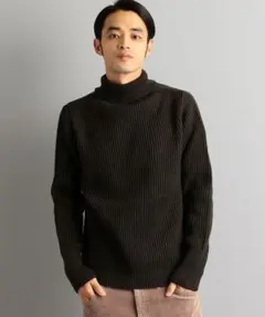 ハイネック ニット