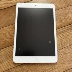 Apple iPad mini 2シルバー 7.9インチ 本体