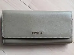 フルラ　長財布　グレージュのサムネイル