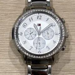 TOMMY HILFIGER 腕時計 クォーツ シルバーのサムネイル