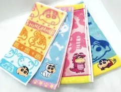 【新品未使用】クレヨンしんちゃん　ワンポイント刺繍　ハンカチ　4点まとめ売り