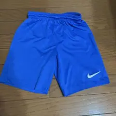 Nike 青 ハーフパンツ Mサイズ