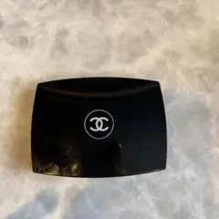 シャネル（アイシャドウ）