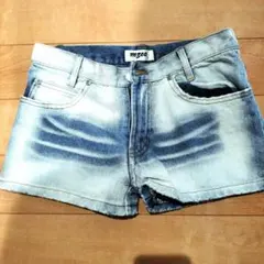 ライトブルー ショートパンツ