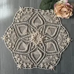 【No.37】　ハンドメイド　ドイリー　レース編み　お花　立体模様　きなり