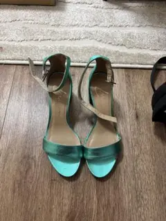 ハイヒールのサムネイル