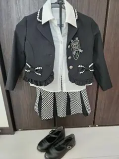 フォーマルスーツ 入学式 黒と白のチェック柄