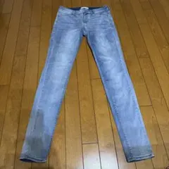 UNIQLO ウルトラストレッチレギンスパンツ