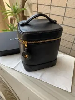 CHANEL シャネル マトラッセ バニティ　ポーチ ラムスキン 黒 ビコローレ