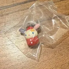 サンリオキャラクターズ いちごめじるしアクセサリー ウサハナ ガチャガチャ