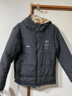 美品　F.C.Real Bristol ダウンジャケット リバーシブル