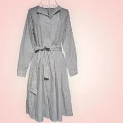 春夏コーデ　GU　若干透け感　裏地ナシ 薄手レディースロングフレア長袖ワンピース