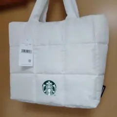 新品✮Starbucks　キルティング トートバッグ 2023年福袋のサムネイル