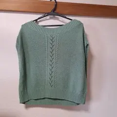 特売！グリーン ニットベスト ケーブル編み