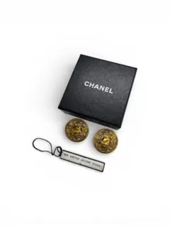 Item thumbnail for item 3a5d37f5-e5a7-42b0-aa6b-dbd4b247d6f7