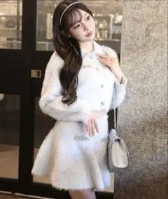 NICE CLAUP ビジュー付フェザーニットセットアップ トゥインクルニット