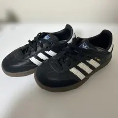 adidas アディダス　ベビー　サンバ　スニーカー