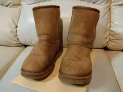 UGG アグ　クラシック ショート　ムートン ブーツ