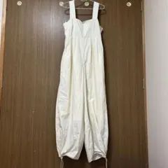 AZUL アイボリー サロペット ドローストリング付き 新品未使用