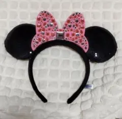 ミニーマウス カチューシャ 黒とピンク ディズニー
