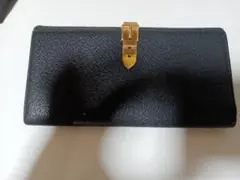 GUCCI ベルトモチーフ 長財布 ブラック - メルカリ