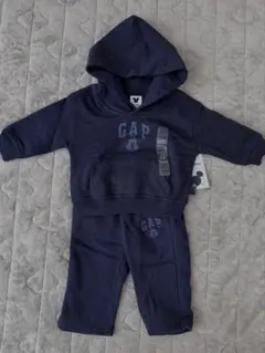 【新品未使用】GAPベビー服トレーナーセットアップ70センチ