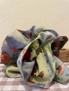 油絵風模様　ボリュームシュシュ