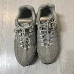 Nike Air Max 95 グレー スニーカー