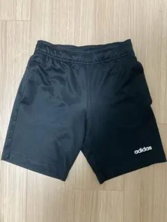 匿名配送☆adidas ショートパンツ ブラック 140cm☆半ズボン 黒