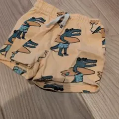 ショートパンツ