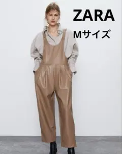 【完売品】ZARA ザラ　レザー風ジャンプスーツ　サロペット　Mサイズ　ベージュ