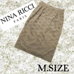 q16〚NINA RICCI〛タイトスカート ベージュ Mサイズのサムネイル
