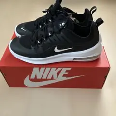 Nike Air Max Axis ブラック/ホワイト 28cm