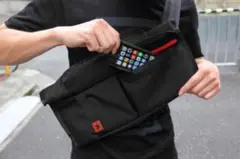 【廃盤】CHROME（クローム）CHEKHOV チェーホフ ボディバッグ 黒