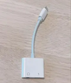 ヘッドフォンアダプター　変換アダプターiPhone