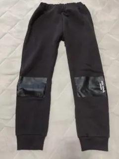 130cm黒の長ズボン☆裏起毛