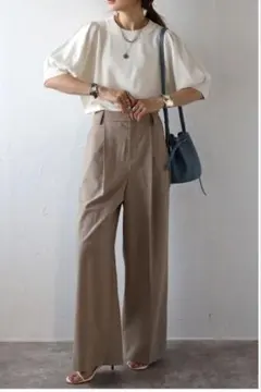 新品　ボンジュールサガン　接触冷感パフスリーブニットトップス　オフホワイト