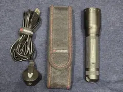 美品 OLIGHT オーライト M3XS-UT JAVELOT 懐中電灯 - メルカリ