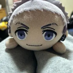 紫色のぬいぐるみマスコット